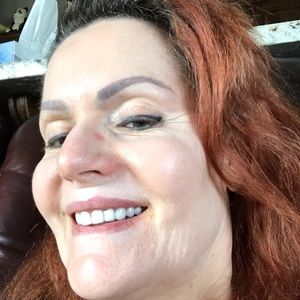 Meet your Posher, Jeannine